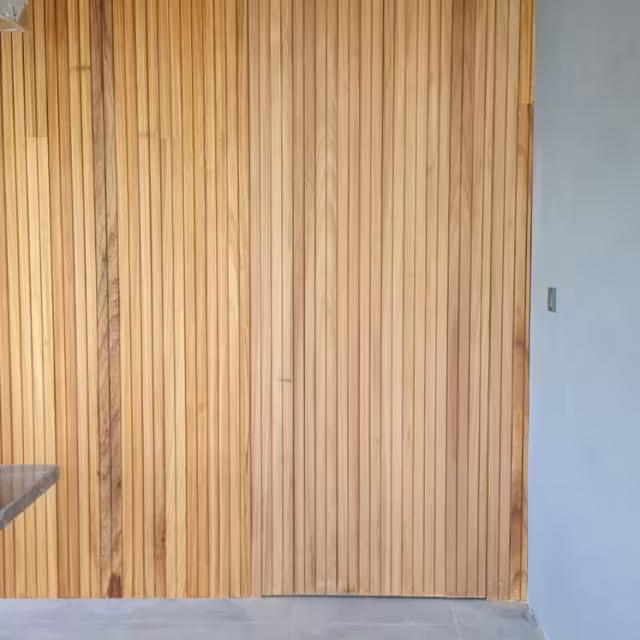 Gizli Kapılı Ahşap Çıta Duvar Paneli uygulama görseli