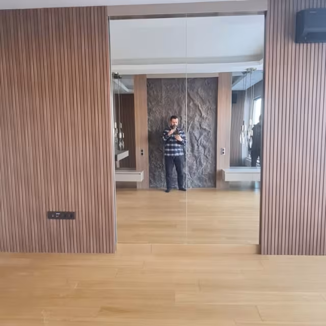 Aynalı Sürgü Kapak ve Çıta Panel Gardırop Duvarı uygulama görseli